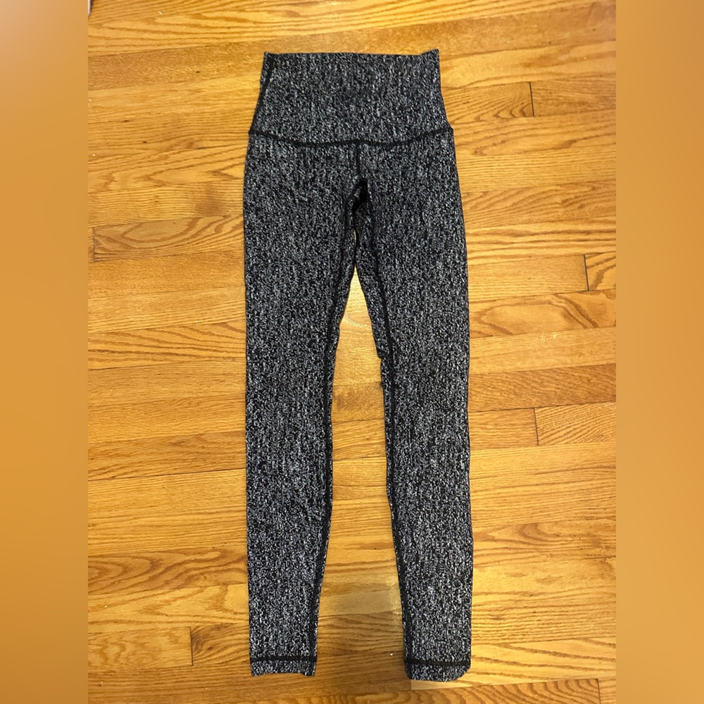 lululemon black and white leggings